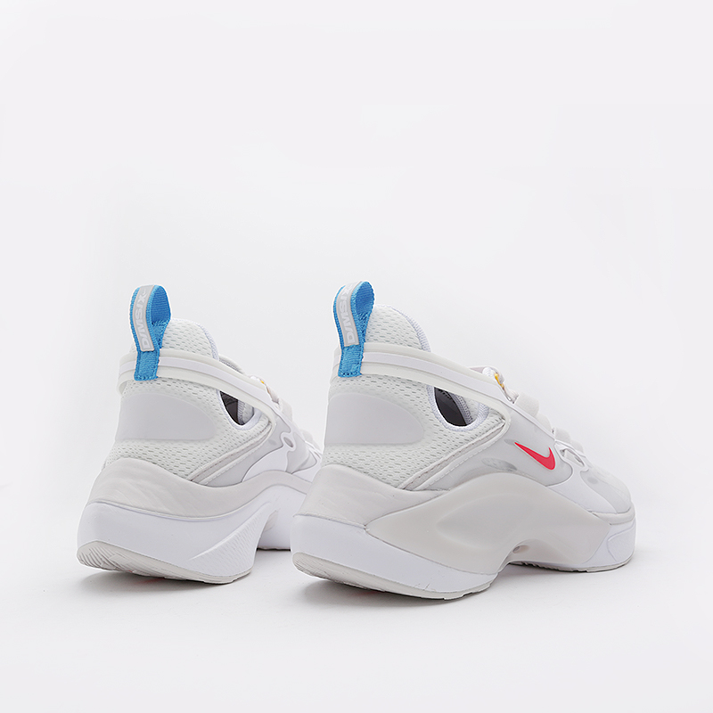  белые кроссовки Nike Signal D/MS/X AT5303-100 - цена, описание, фото 4